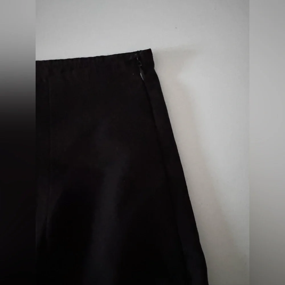 SHEIN SOLID SPLIT HEM SKIRT BLACK SIZE SMALL - Picture 7 of 11